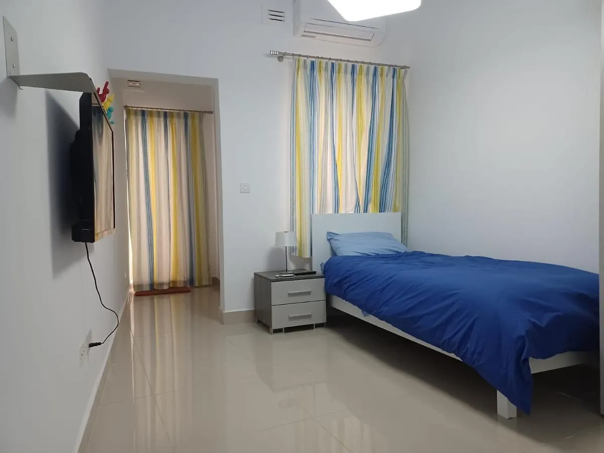 Sliema Apartment Close To Beach