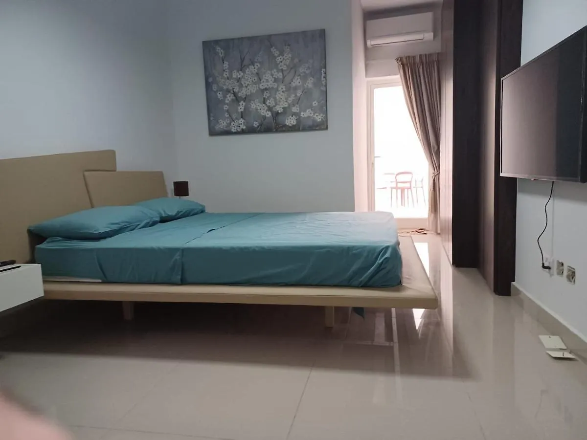 Sliema Apartment Close To Beach 0*,  Malta