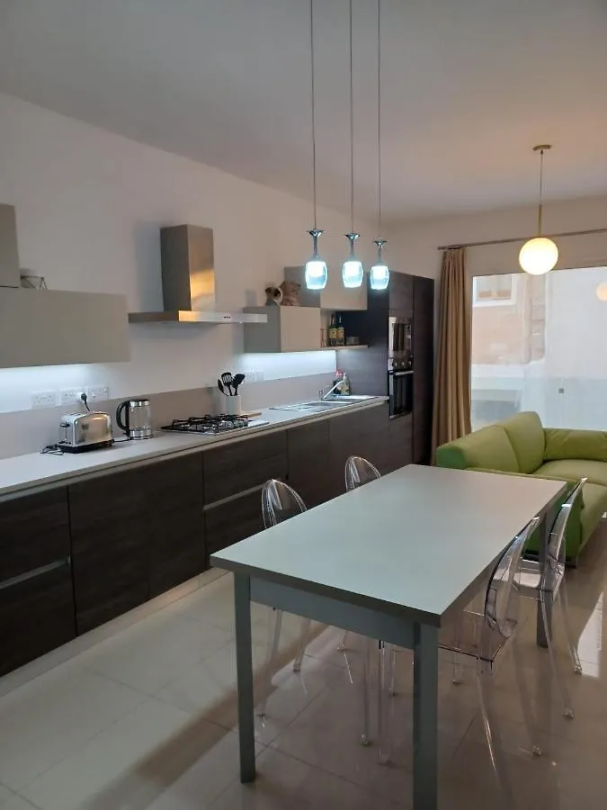 Sliema Apartment Close To Beach 0*,